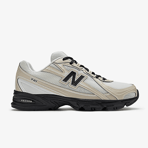 Кроссовки NEW BALANCE 7404