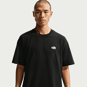 Футболка NIKE U NSW TEE LSE VOMERO PATCH
