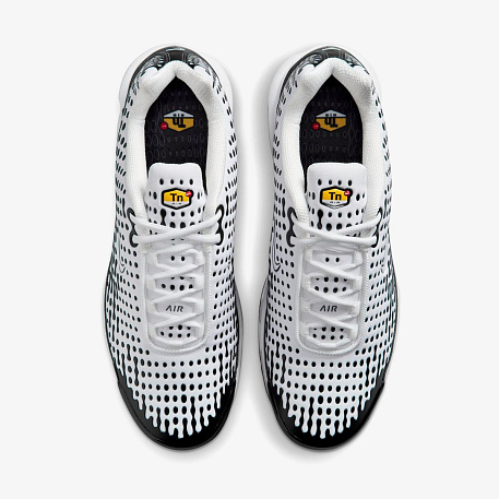 Кроссовки NIKE AIR MAX PLUS VII