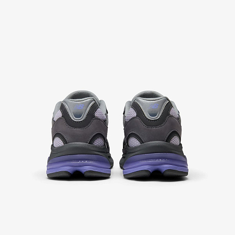 Кроссовки New Balance 2010