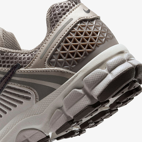 Кроссовки NIKE VOMERO 5 (GS)