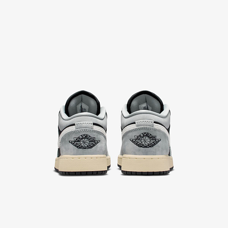 Кроссовки AIR JORDAN 1 LOW SE (GS)