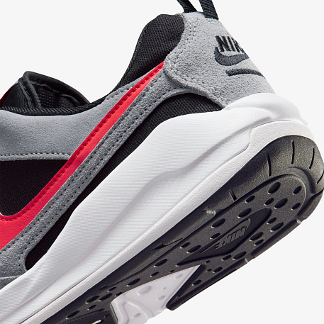 Кроссовки JORDAN CMFT ERA