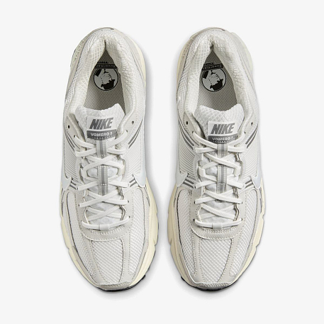 Кроссовки NIKE ZOOM VOMERO 5