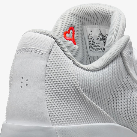 Кроссовки JORDAN LUKA .77