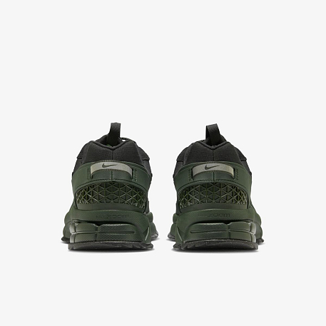 Кроссовки NIKE ZOOM VOMERO ROAM