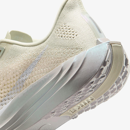 Кроссовки NIKE W PEGASUS PLUS ESS