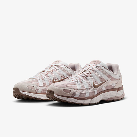 Кроссовки NIKE W P-6000