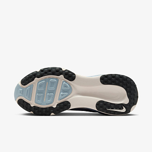 Кроссовки NIKE VOMERO 18