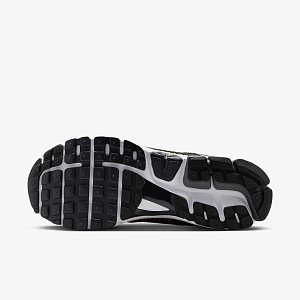 Кроссовки NIKE ZOOM VOMERO 5