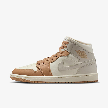 Кроссовки WMNS AIR JORDAN 1 MID