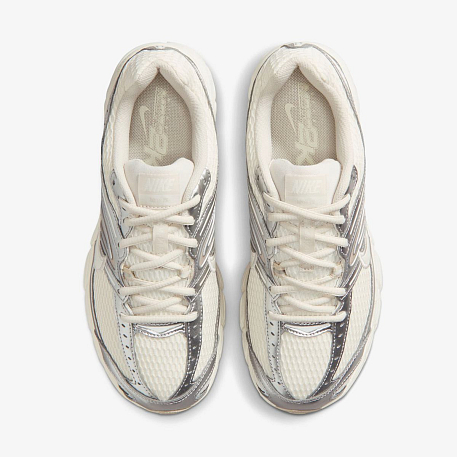 Кроссовки NIKE W AIR MAX MOTO 2K