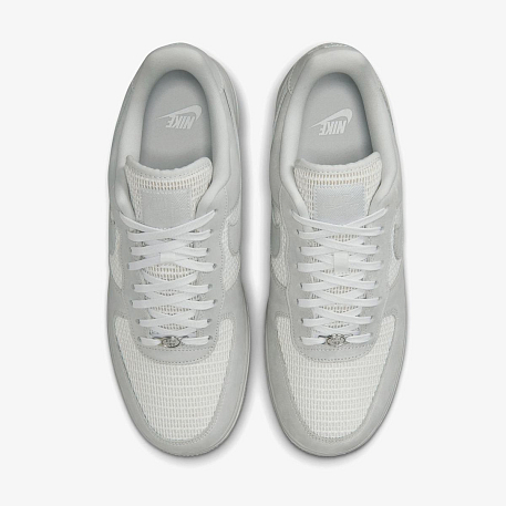 Кроссовки NIKE AIR FORCE 1 07 LV8