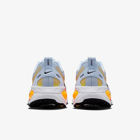 Кроссовки NIKE VOMERO 18