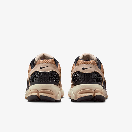Кроссовки NIKE W ZOOM VOMERO 5