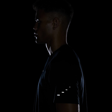 Футболка NIKE M NK DFADV STRIDE SS TOP