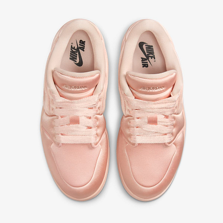 Кроссовки WMNS AIR JORDAN 1 MM LOW