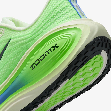 Кроссовки NIKE VOMERO PLUS