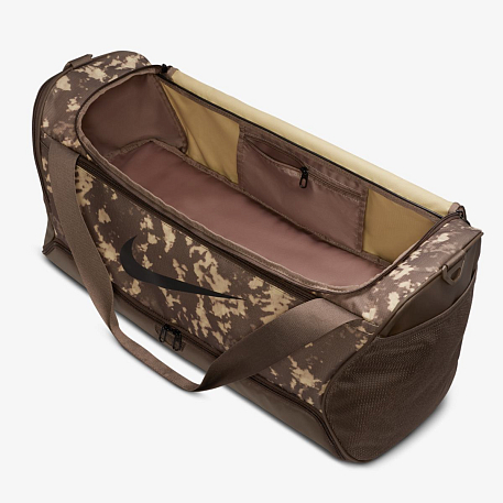 СУМКА NIKE NK BRSLA M DUFF - 9.5 AOP SP25