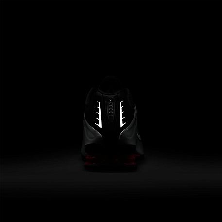 Кроссовки NIKE SHOX R4