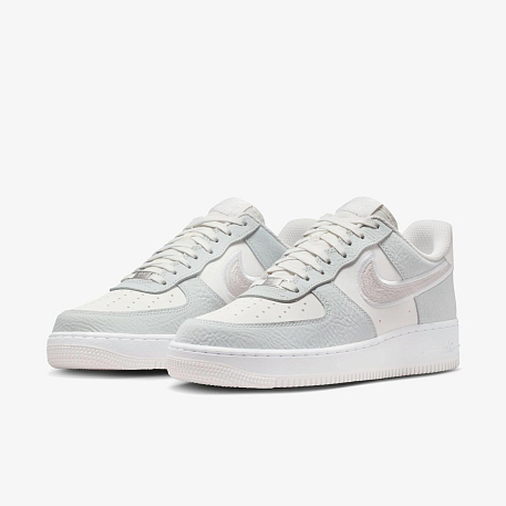 Кроссовки NIKE AIR FORCE 1 07 LV8