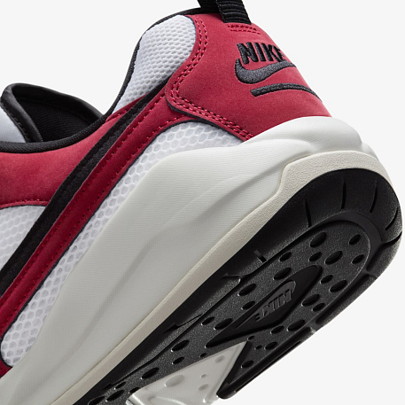 Кроссовки JORDAN CMFT ERA