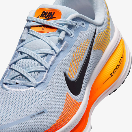 Кроссовки NIKE VOMERO 18