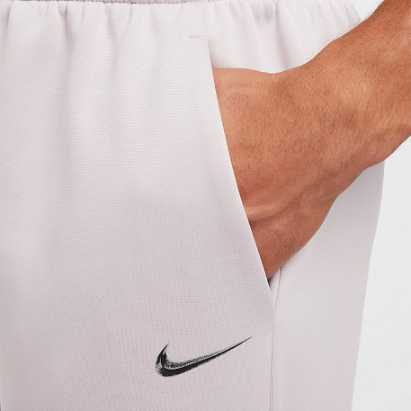 Брюки NIKE M NK TF GFX PANT TPR
