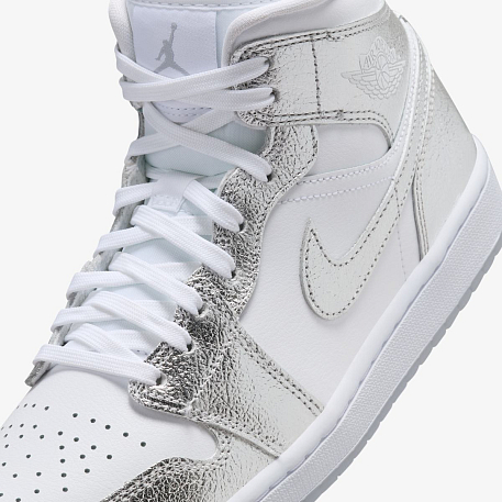 Кроссовки JORDAN WMNS AIR JORDAN 1 MID SE