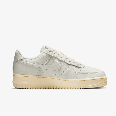 Кроссовки NIKE WMNS AIR FORCE 1 07
