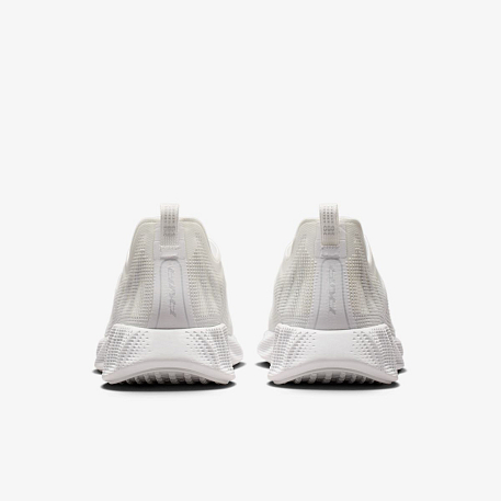 Кроссовки NIKE AVA X