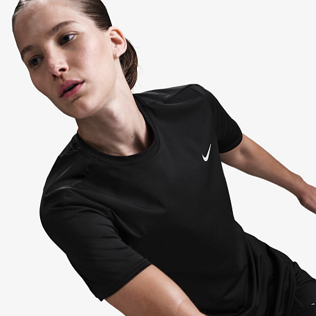 Футболка NIKE W NK SWIFT DF SS TOP