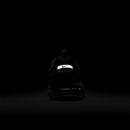 Кроссовки NIKE ZOOM VOMERO ROAM