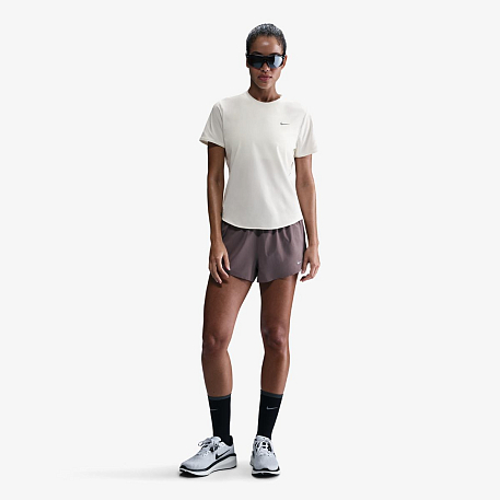 Футболка NIKE W NK SWIFT Dri-FIT SS TOP