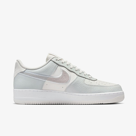 Кроссовки NIKE AIR FORCE 1 07 LV8