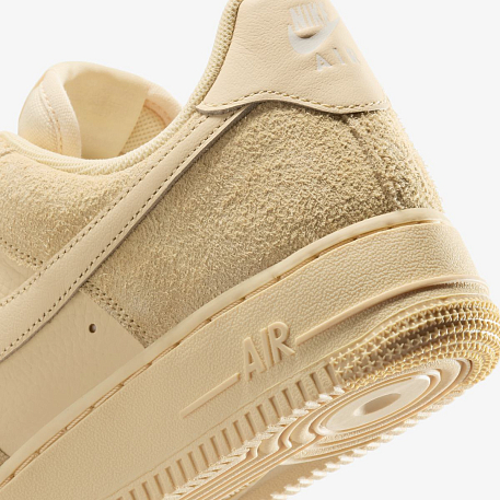 Кроссовки NIKE WMNS AIR FORCE 1 07 LX