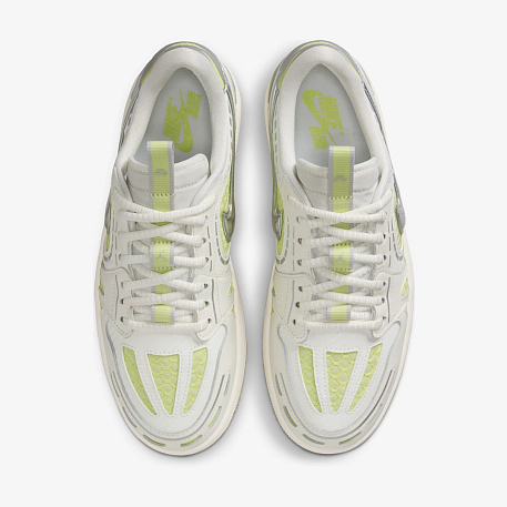 Кроссовки WMNS AIR JORDAN 1 MM LOW V3