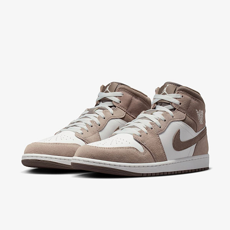 Кроссовки JORDAN AIR JORDAN 1 MID