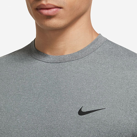 Футболка NIKE M NK DF UV HYVERSE SS