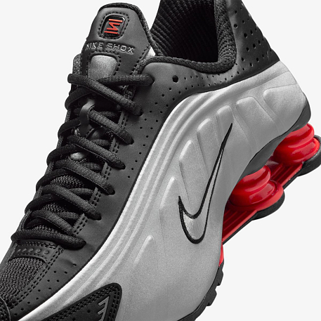 Кроссовки NIKE SHOX R4