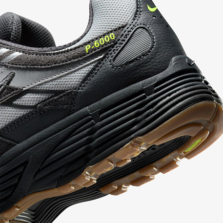 Кроссовки NIKE P-6000