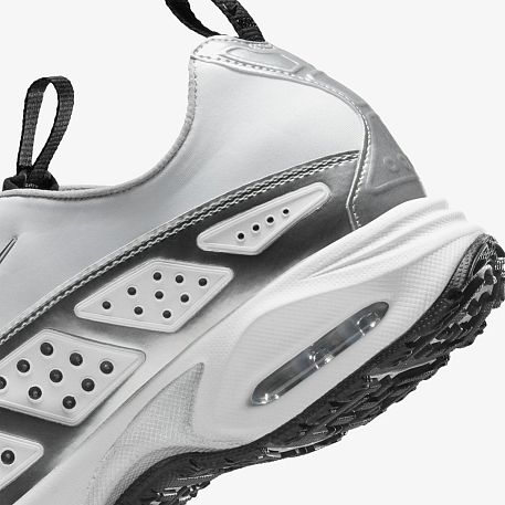 Кроссовки NIKE W AIR MAX SNDR SE