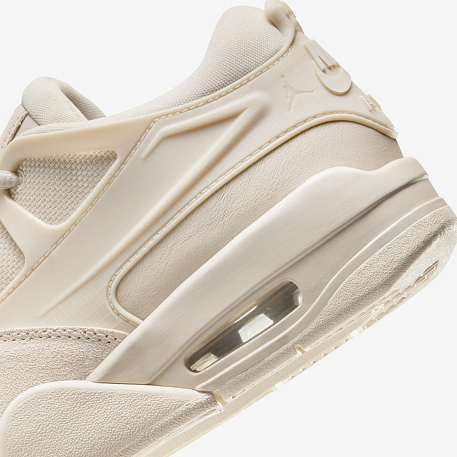 Кроссовки WMNS AIR JORDAN 4 RM