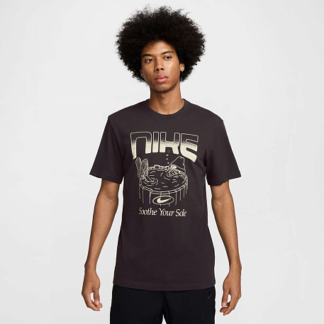 Футболка NIKE U NSW TEE OC FB GFX BRNDRD