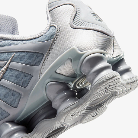 Кроссовки NIKE W SHOX TL