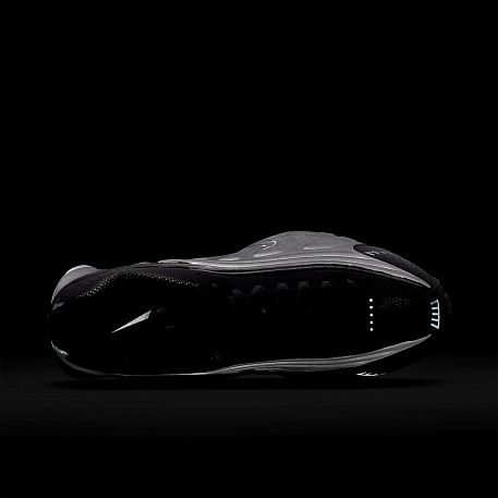 Кроссовки NIKE SHOX R4