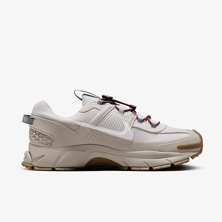 Кроссовки NIKE VOMERO ROAM