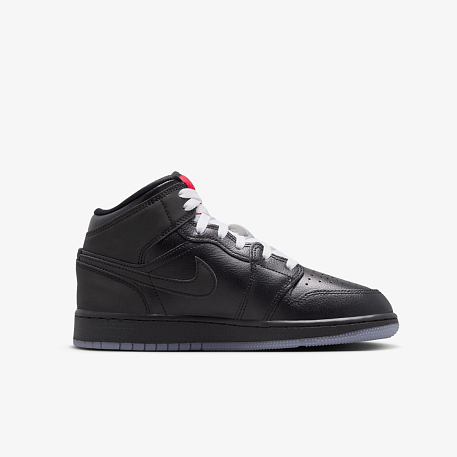 Кроссовки AIR JORDAN 1 MID BG