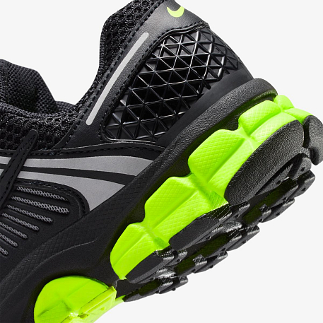 Кроссовки NIKE VOMERO 5 (GS)