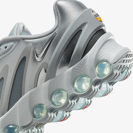 Кроссовки NIKE W AIR MAX DN8